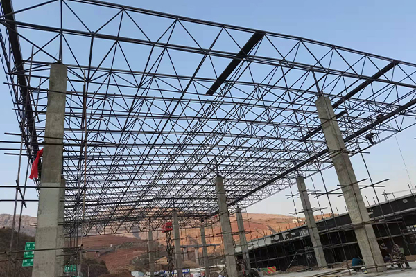 二连浩特钢结构网架图片